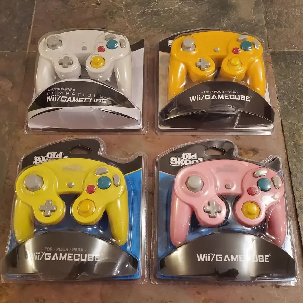 4 Gamecube Controllers - 4 Colors Bundle (NEW) Yellow Pink White Orange Nintendo